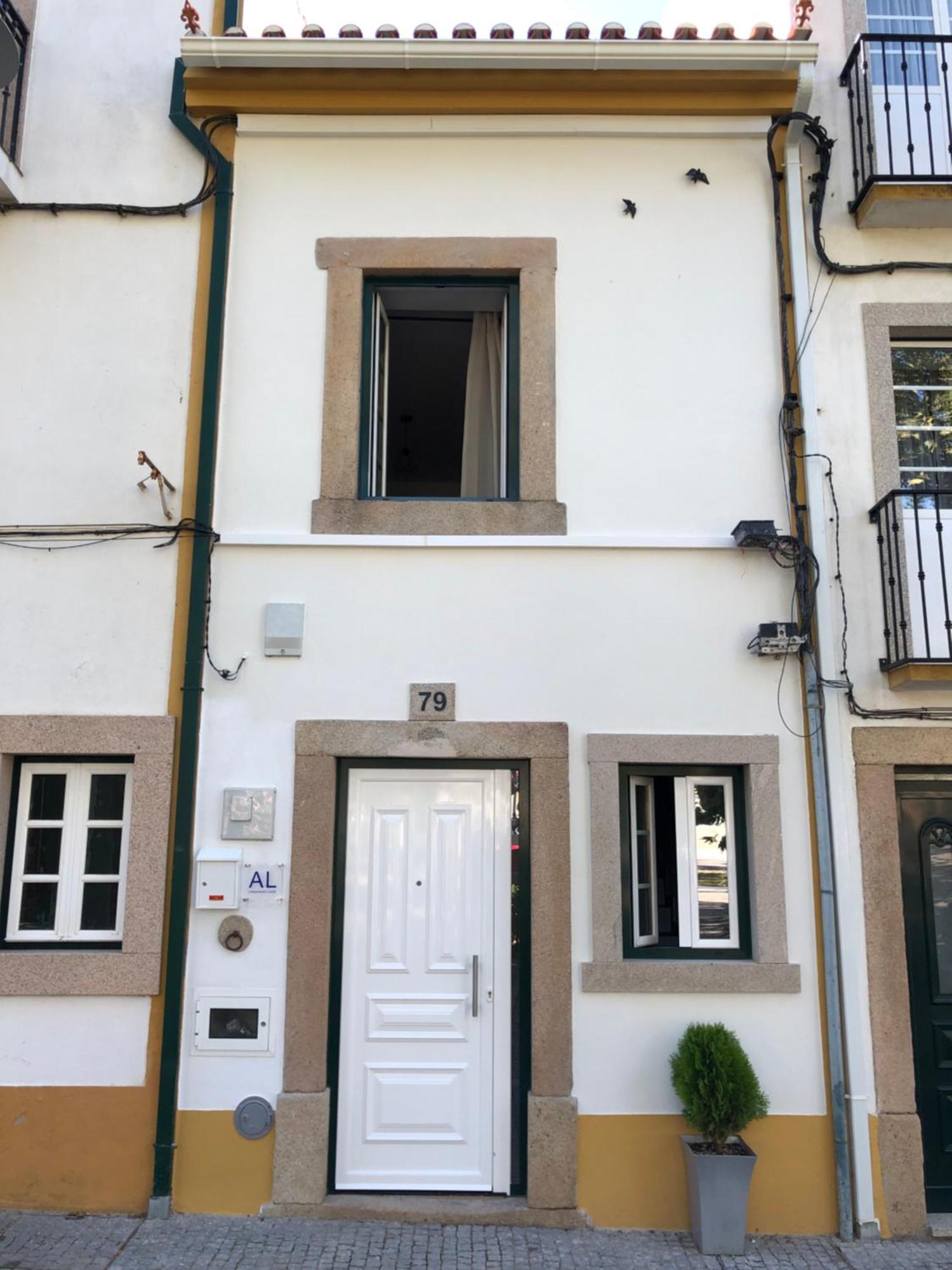 A Casinha Gomes Apartment Nisa Bagian luar foto